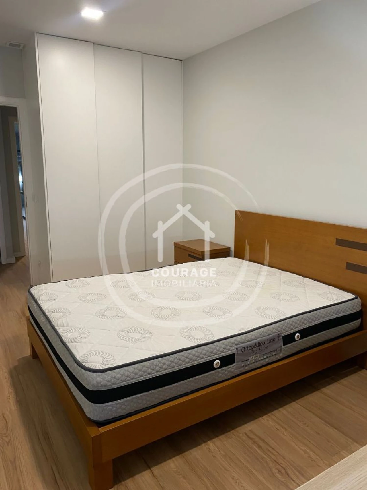 Apartamento T3 para Arrendamento em Darque Foto 19