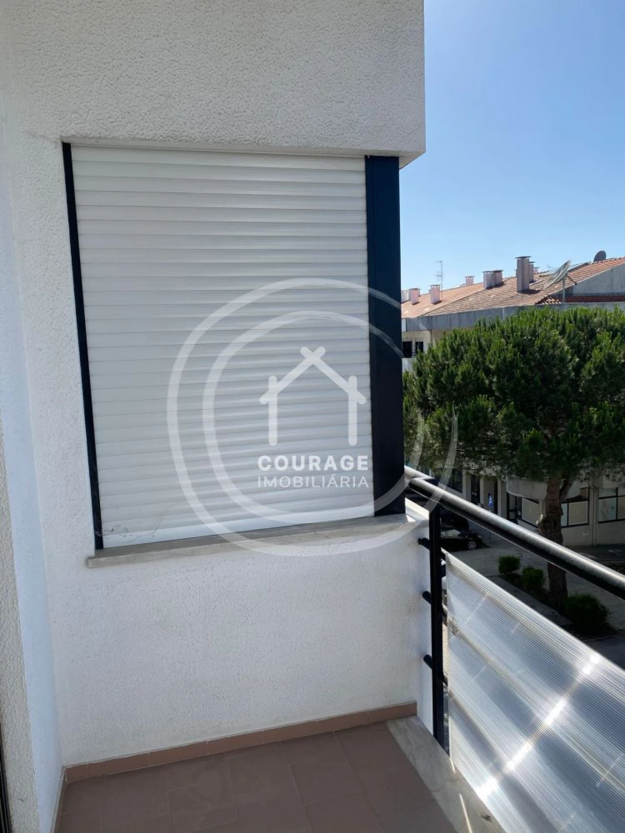 Apartamento T3 para Arrendamento em Darque Foto 25