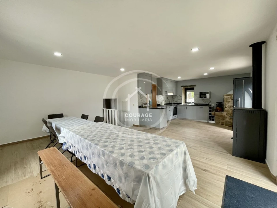 Moradia T3 para Venda em Candemil e Gondar Foto 12