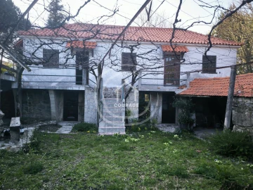 Moradia T3 para Venda em Rubiães