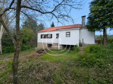 Moradia T3 para Venda em Rubiães