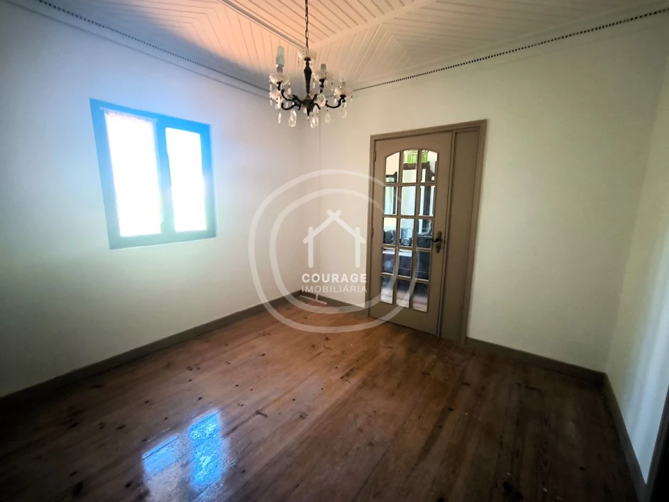 Moradia T3 para Venda em Rubiães Foto 14