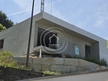 Moradia T2 para Venda em Paredes de Coura e Resende