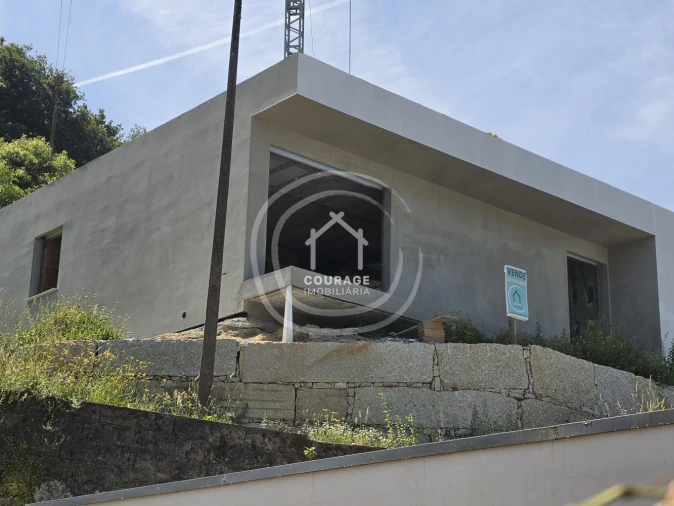 Moradia T2 para Venda em Paredes de Coura e Resende Foto 18