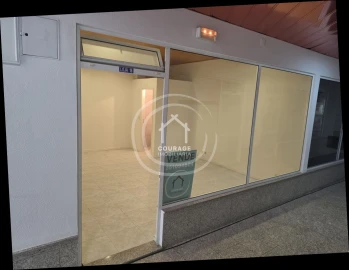 Loja para Venda em Paredes de Coura e Resende