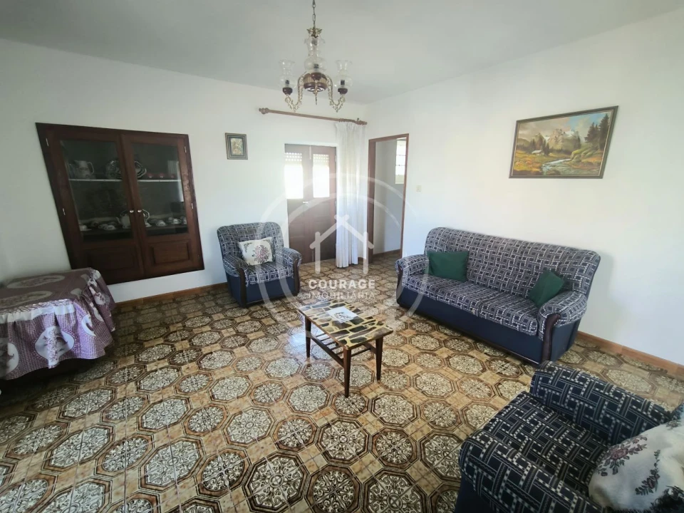 Moradia T3 para Venda em Bico e Cristelo Foto 8