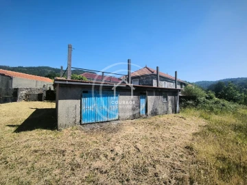 Moradia T3 para Venda em Bico e Cristelo
