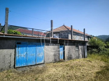 Moradia T3 para Venda em Bico e Cristelo