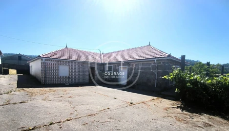 Moradia T3 para Venda em Bico e Cristelo