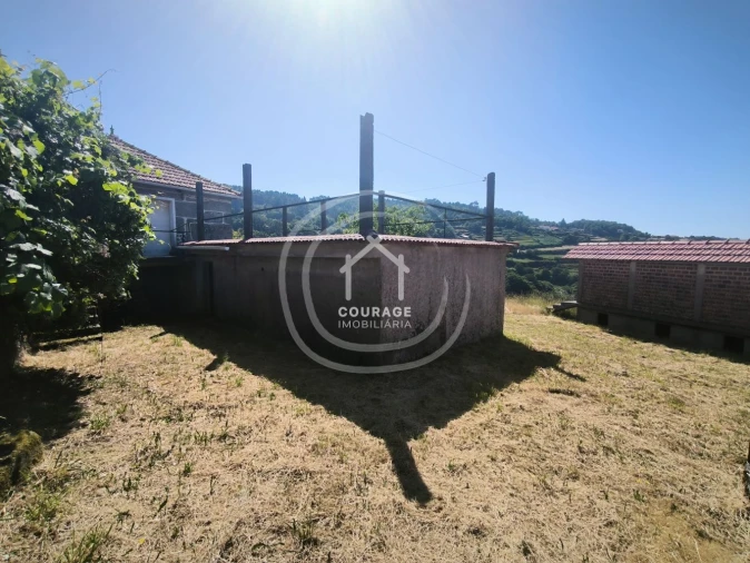 Moradia T3 para Venda em Bico e Cristelo Foto 30