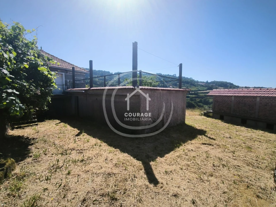 Moradia T3 para Venda em Bico e Cristelo Foto 30