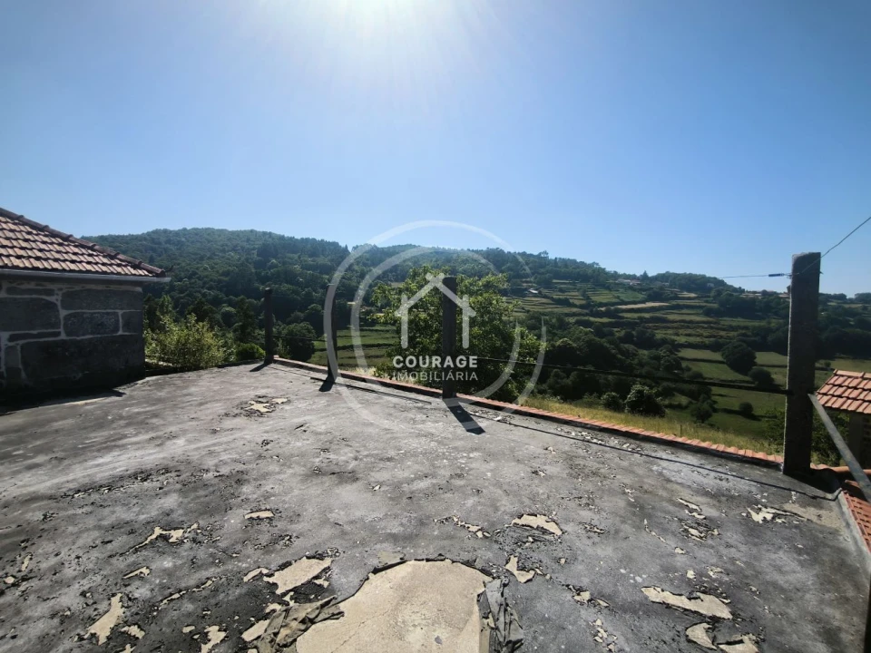 Moradia T3 para Venda em Bico e Cristelo Foto 22