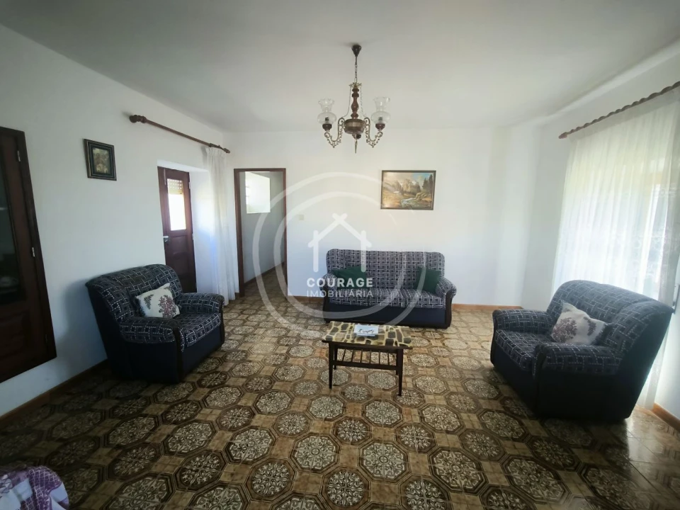 Moradia T3 para Venda em Bico e Cristelo Foto 35