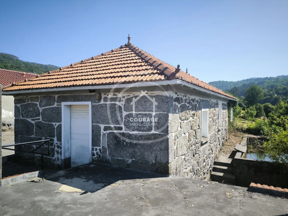 Moradia T3 para Venda em Bico e Cristelo Foto 6