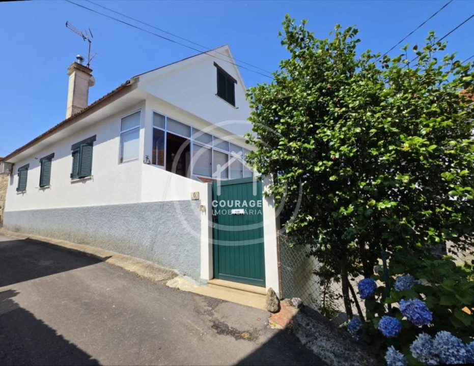 Moradia T3 para Venda em Infesta Foto 1