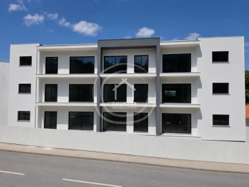 Apartamento T3 para Venda em Paredes de Coura e Resende