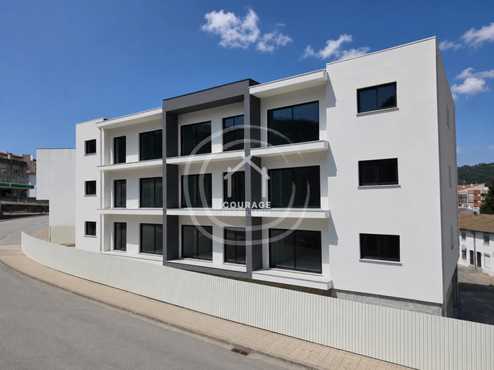Apartamento T3 para Venda em Paredes de Coura e Resende Foto 1