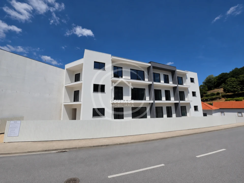 Apartamento T3 para Venda em Paredes de Coura e Resende Foto 2