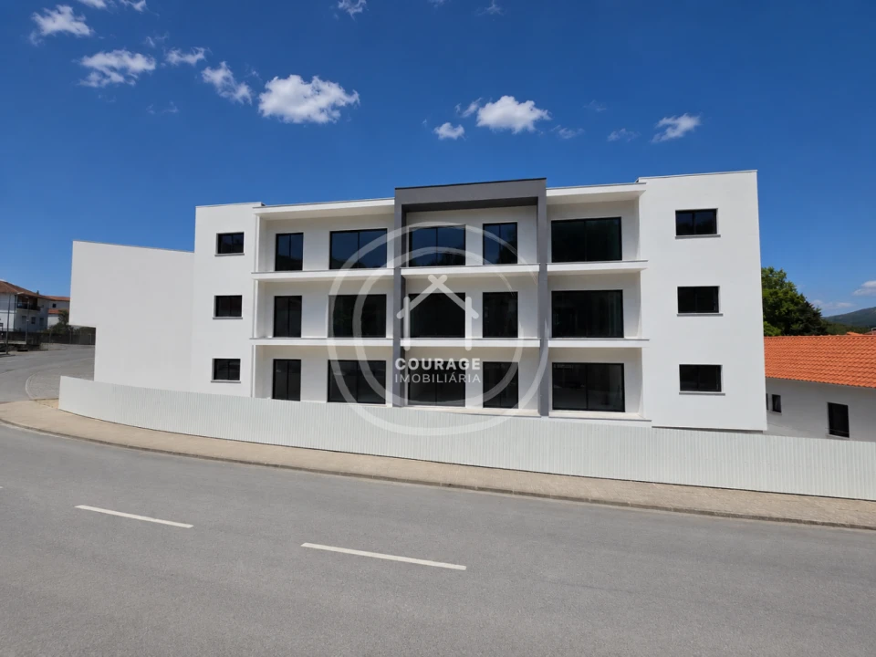 Apartamento T3 para Venda em Paredes de Coura e Resende Foto 12