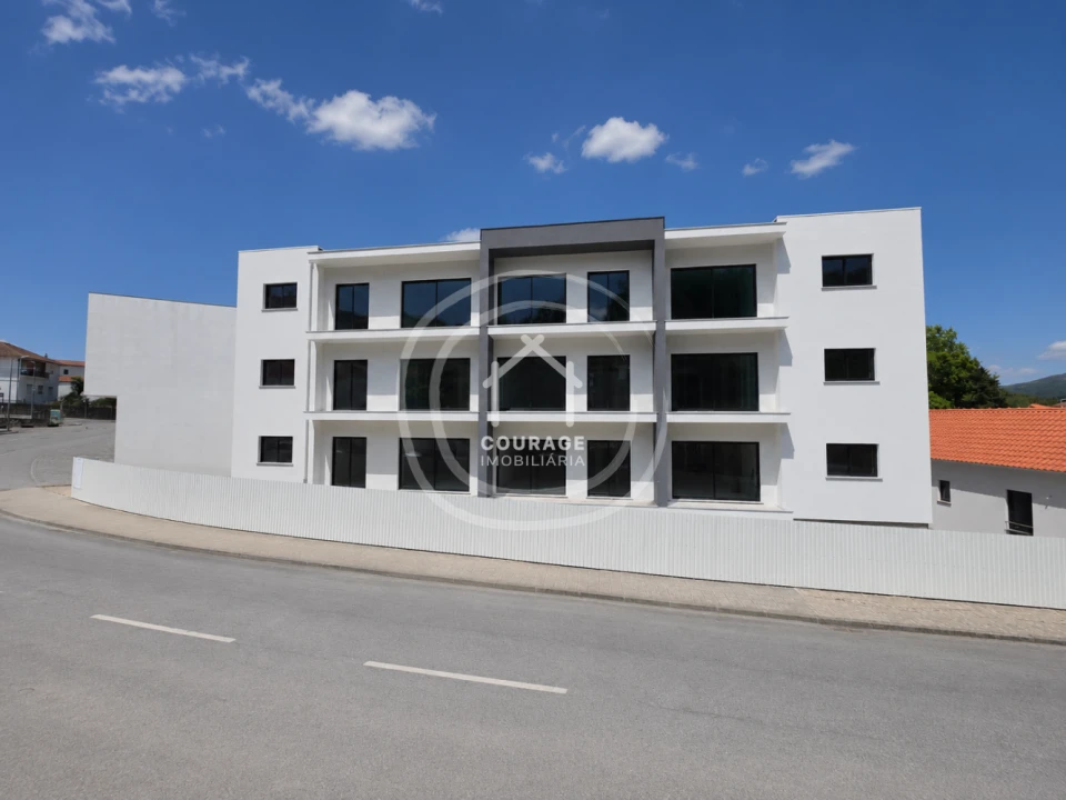 Apartamento T3 para Venda em Paredes de Coura e Resende Foto 15