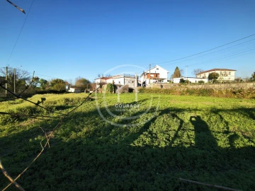 Moradia T3 para Venda em Coura