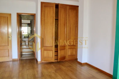 Apartamento T2 para Venda em São João de Ver