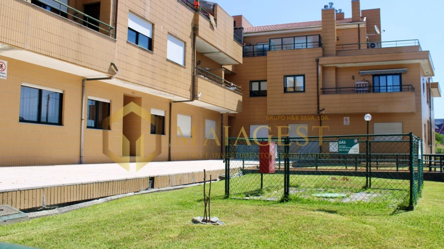 Apartamento T2 para Venda em São João de Ver