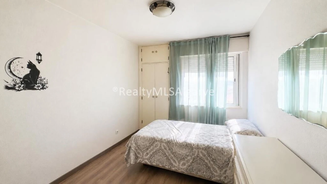 Apartamento T3 para Venda em Faro (Sé e São Pedro) Foto 8