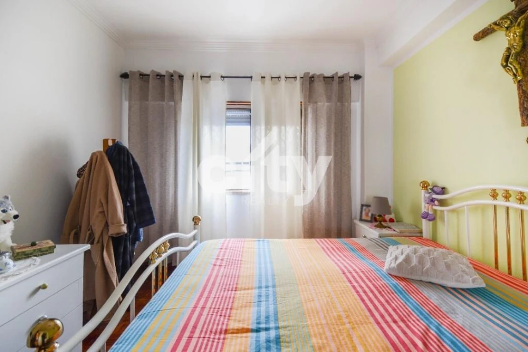 Apartamento T2 para Venda em Odivelas Foto 13