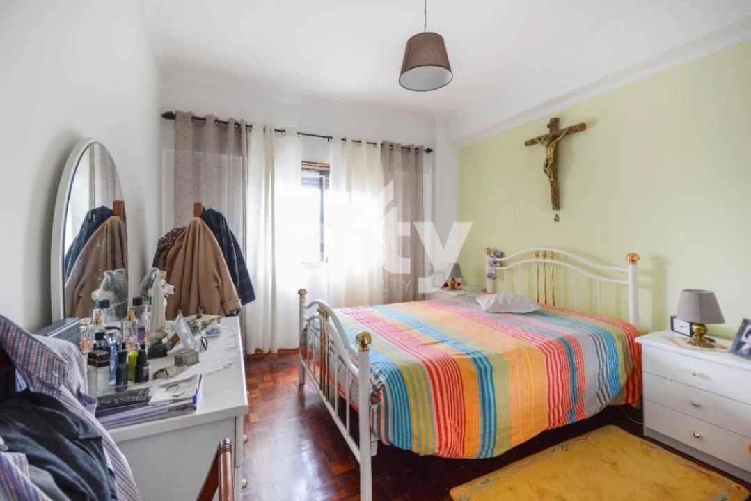 Apartamento T2 para Venda em Odivelas Foto 14