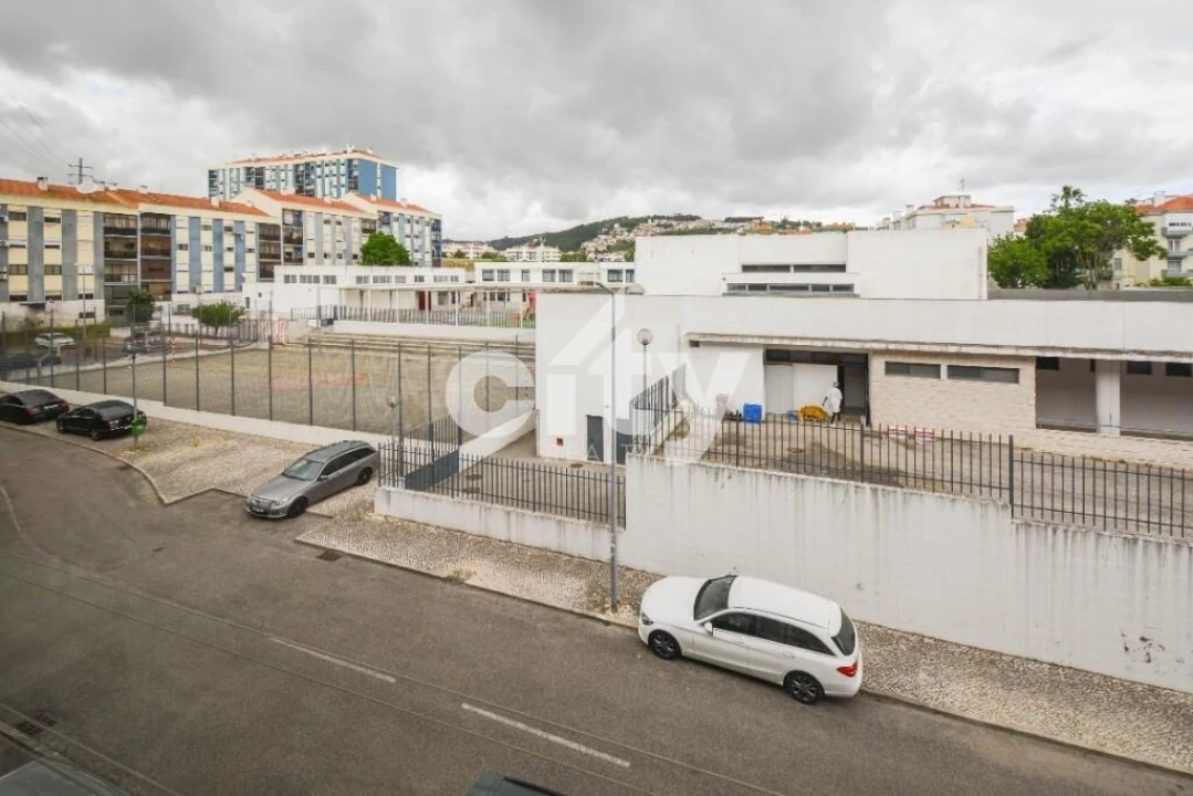 Apartamento T2 para Venda em Odivelas Foto 19