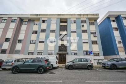 Apartamento T2 para Venda em Odivelas