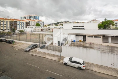 Apartamento T2 para Venda em Odivelas