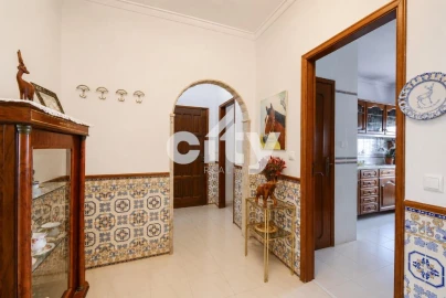 Apartamento T2 para Venda em Odivelas