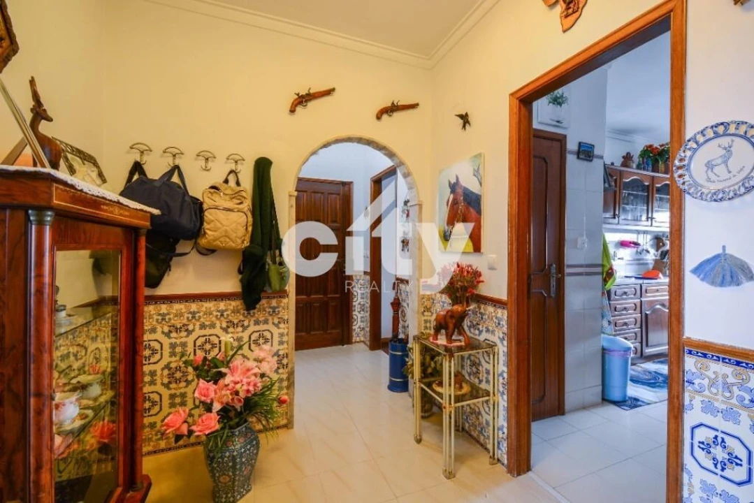 Apartamento T2 para Venda em Odivelas Foto 6