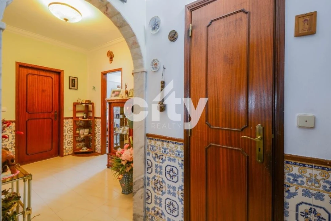 Apartamento T2 para Venda em Odivelas Foto 4
