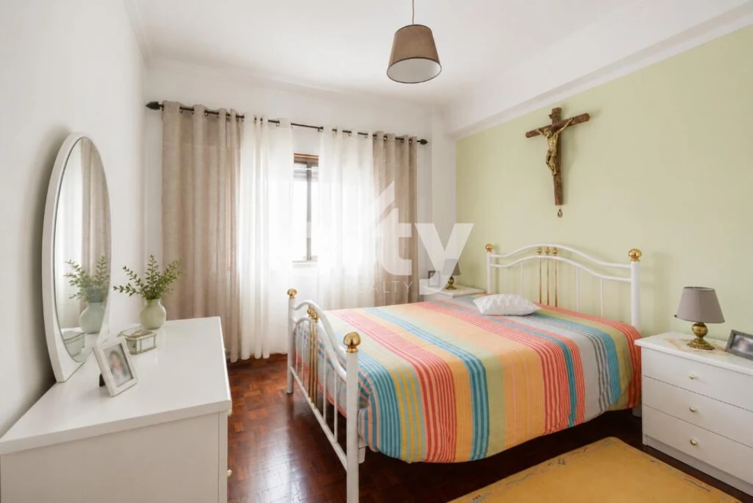 Apartamento T2 para Venda em Odivelas Foto 15