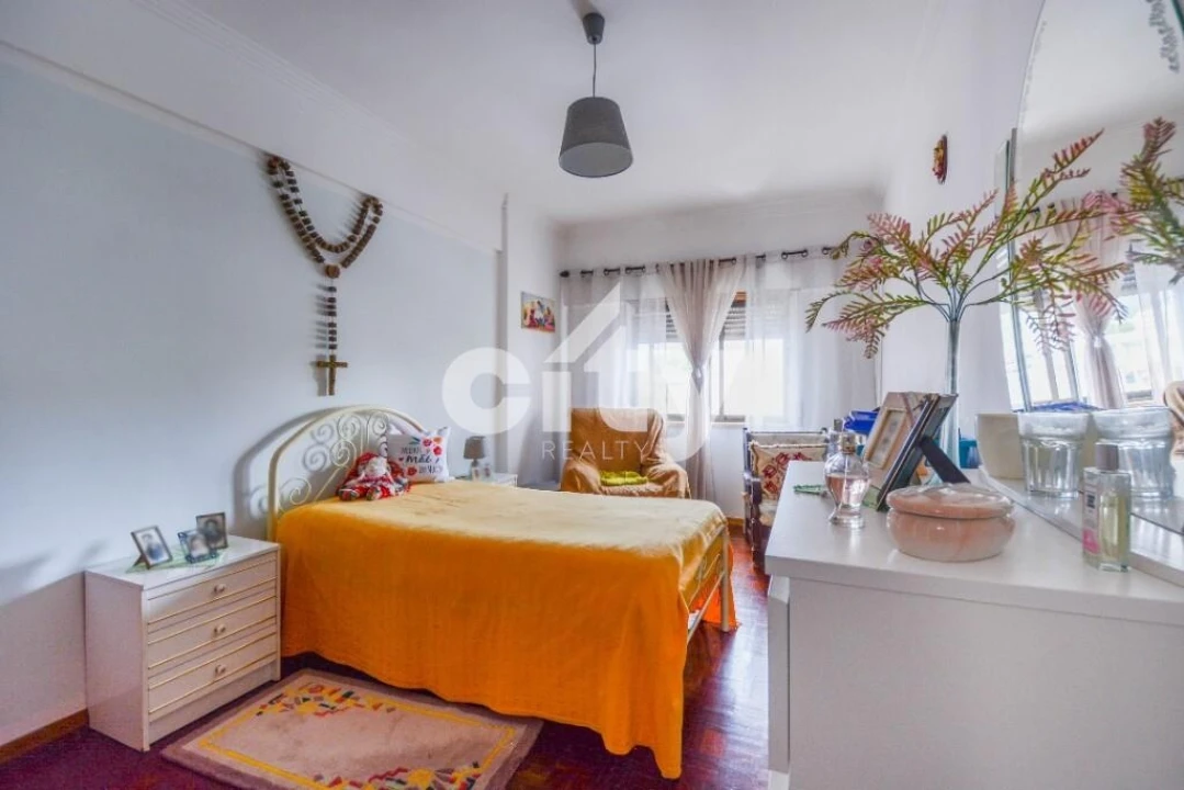 Apartamento T2 para Venda em Odivelas Foto 10