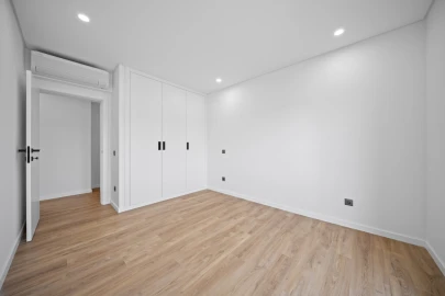 Apartamento T3 para Venda em Loule (São Clemente)