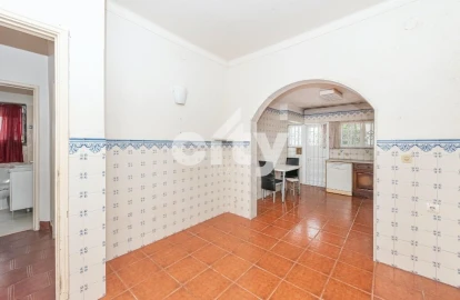 Moradia T5 para Venda em Algueirão-Mem Martins