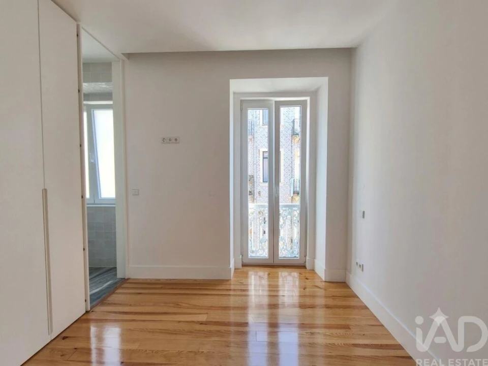 Apartamento T3 para Venda em São Vicente Foto 8
