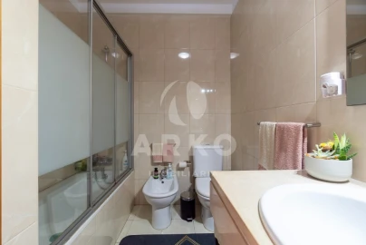 Apartamento T2 para Venda em Campo e Sobrado