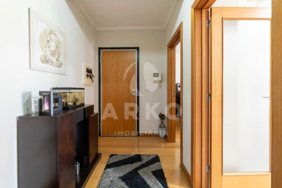 Apartamento T2 para Venda em Campo e Sobrado Foto 18