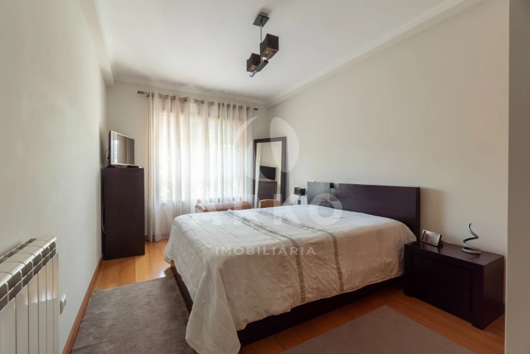 Apartamento T2 para Venda em Campo e Sobrado Foto 8