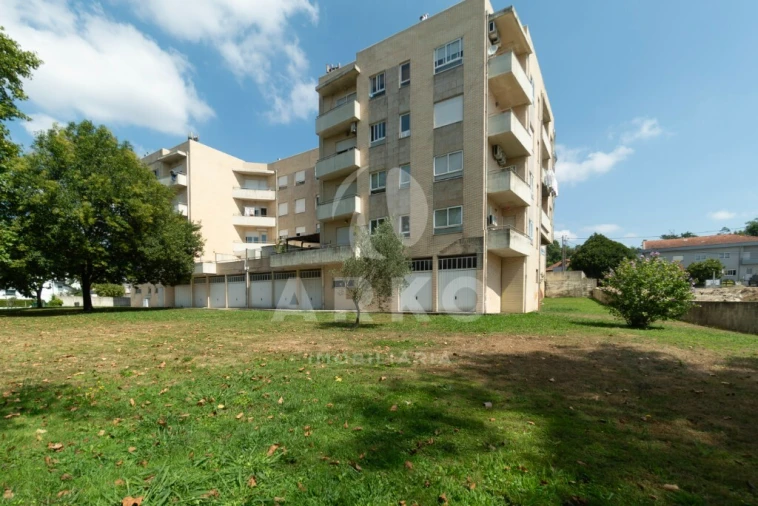 Apartamento T2 para Venda em Campo e Sobrado Foto 20