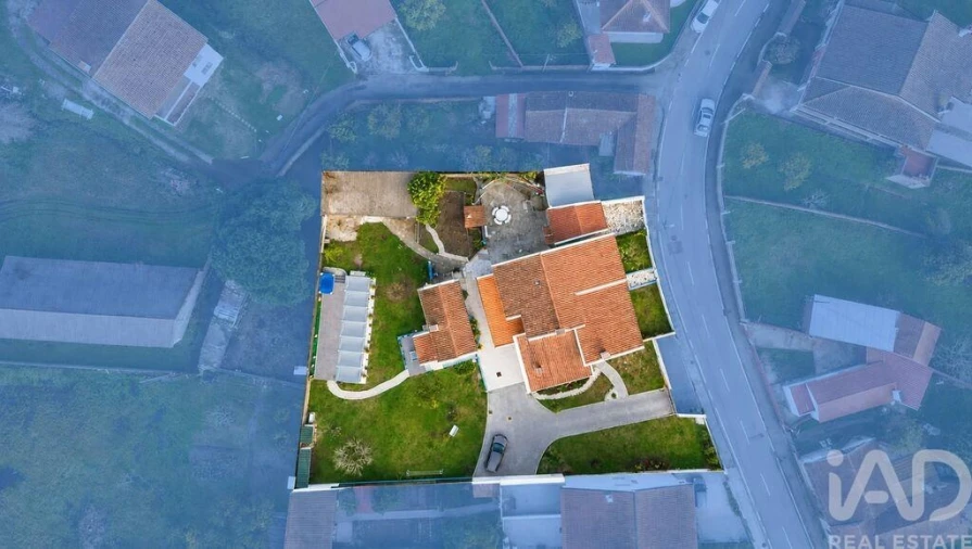Moradia T2 para Venda em Febres Foto 35