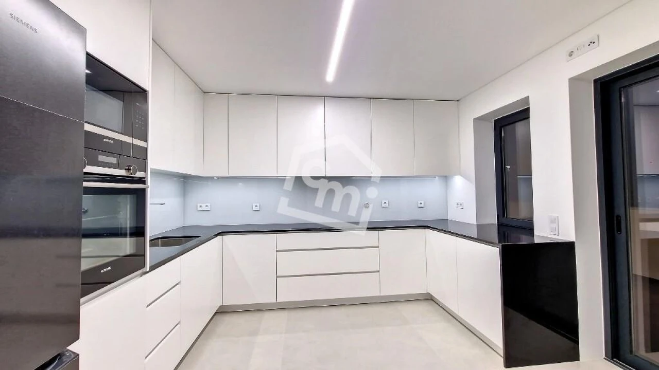 Apartamento T4 para Arrendamento em Matosinhos e Leça da Palmeira Foto 8