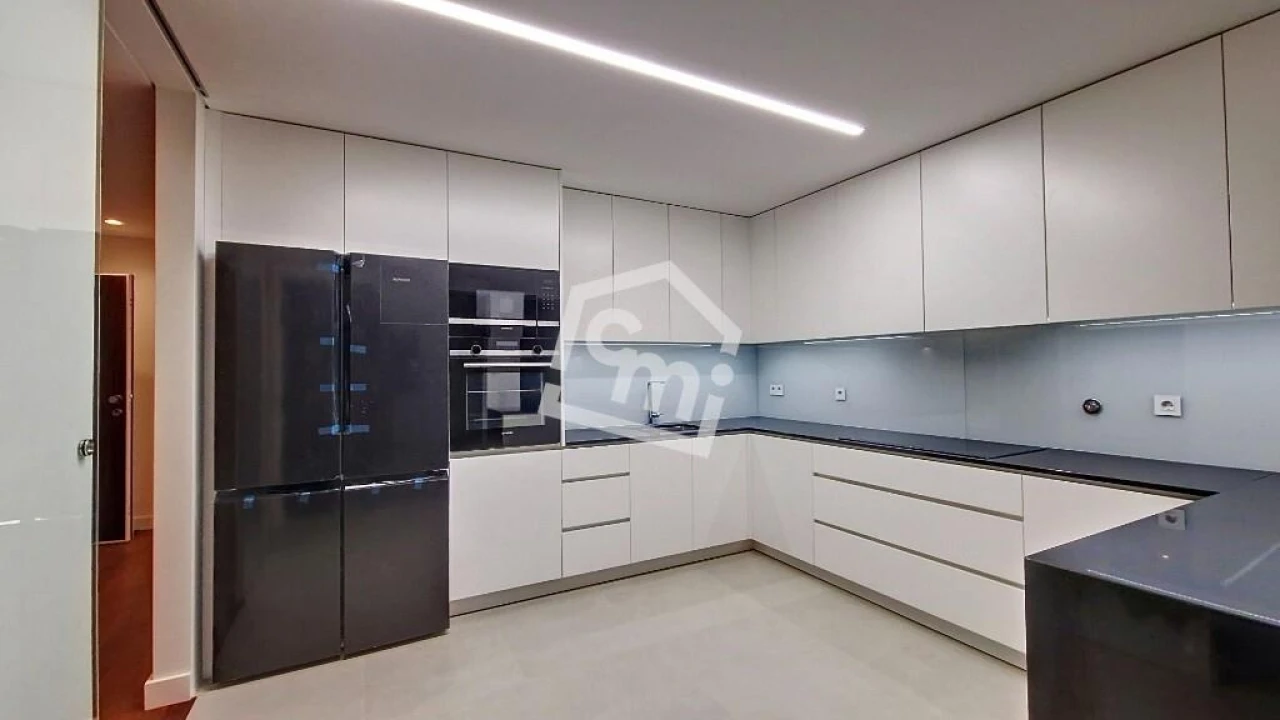 Apartamento T4 para Arrendamento em Matosinhos e Leça da Palmeira Foto 6