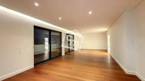 Apartamento T4 para Arrendamento em Matosinhos e Leça da Palmeira