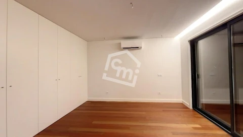 Apartamento T4 para Arrendamento em Matosinhos e Leça da Palmeira